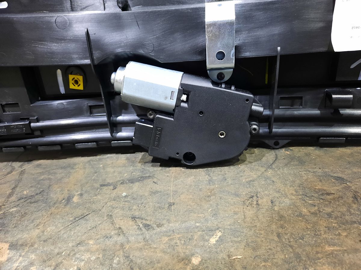 Xf Люк даху Jaguar XF 2009-2015 C2Z22298 Jaguar XF 5 Xf Люк даху Jaguar XF 2009-2015 C2Z22298 Jaguar XF 5