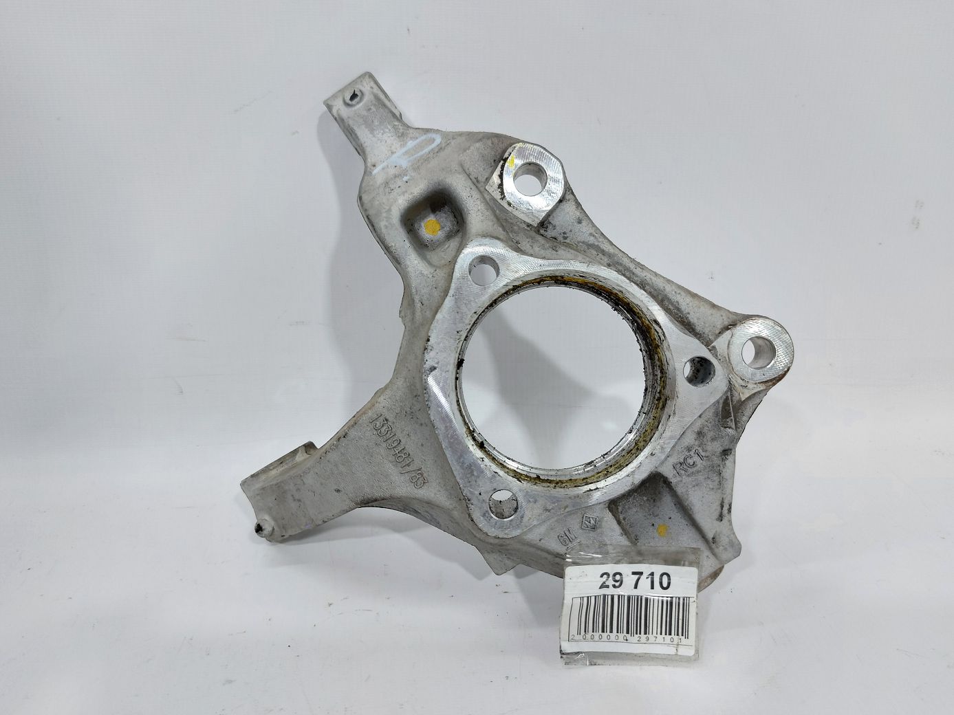 Volt. Поворотный кулак правый Chevrolet Volt 2011-2015 23118286 Chevrolet Volt