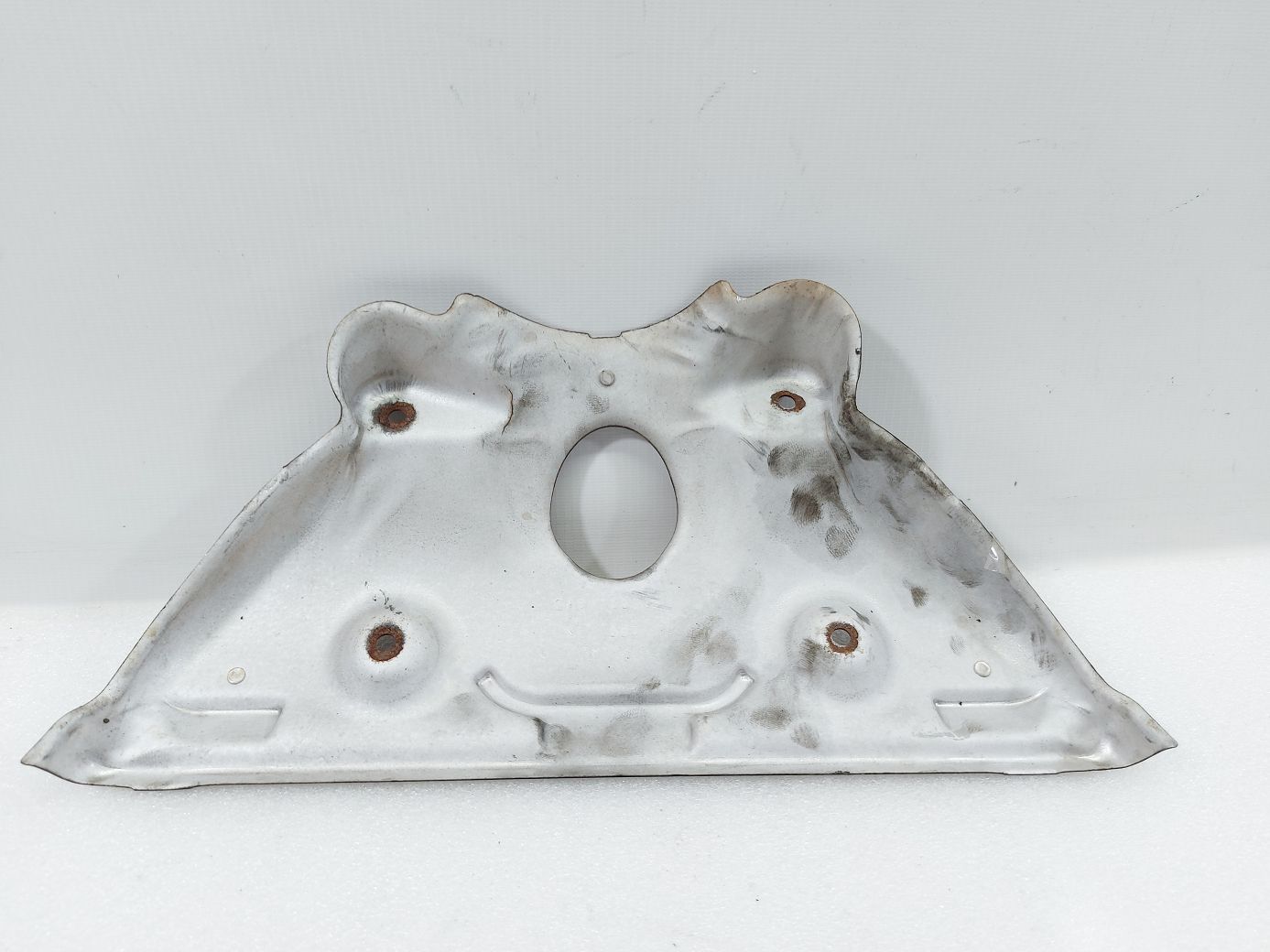 Journey Тепловой экран выпускного коллектора верхний Dodge Journey 2009-2020 4693348AB Dodge Journey 2