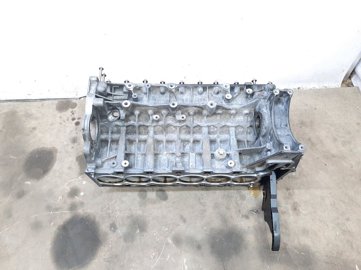 328i xdrive Блок цилиндров (дефект) BMW 328i xDrive 2007-2013 11110420714 BMW 328i xDrive 2