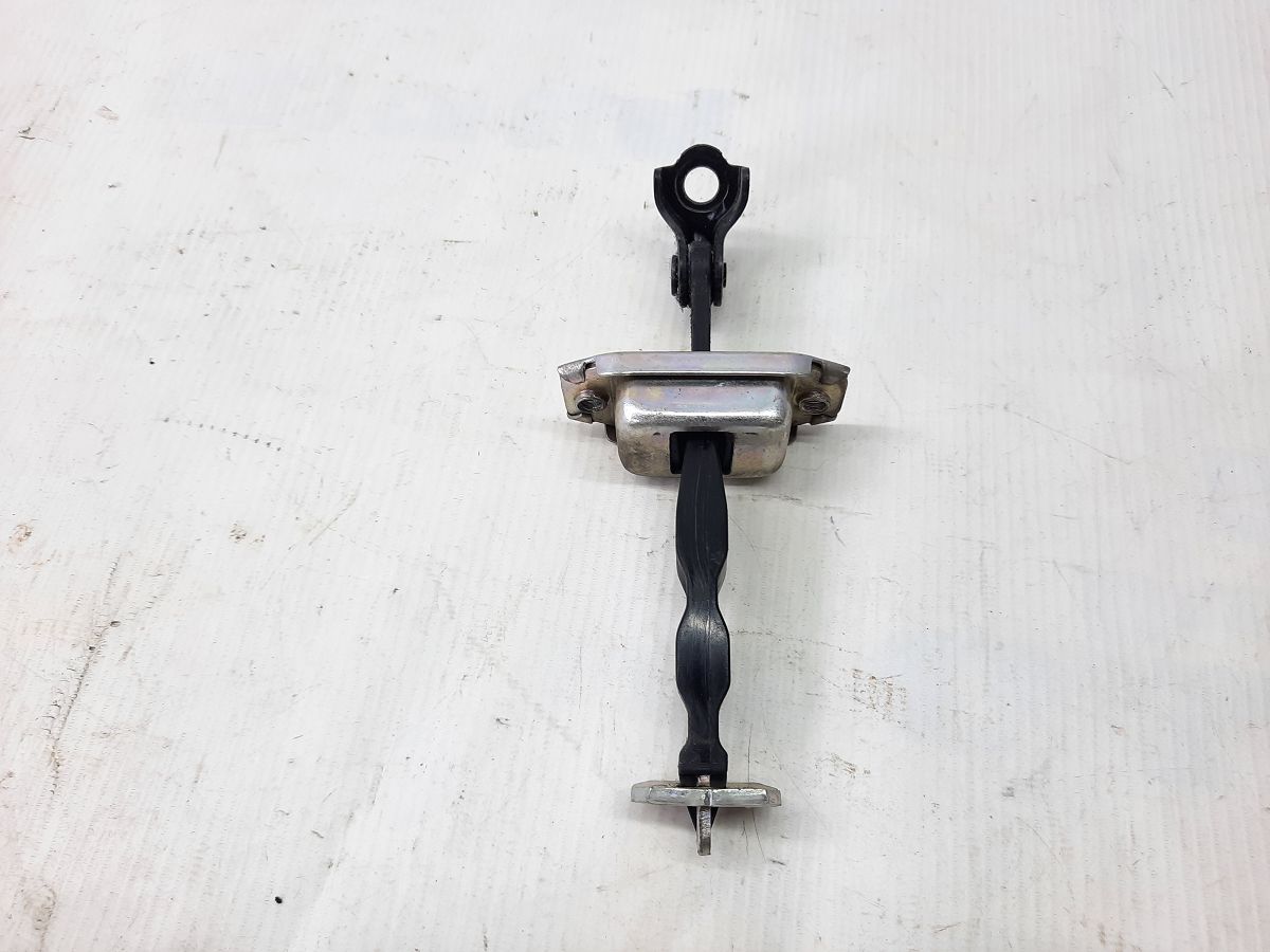 Sentra Ограничитель двери задней лев/прав Nissan Sentra 2013-2017 824303RA0A Nissan Sentra 6