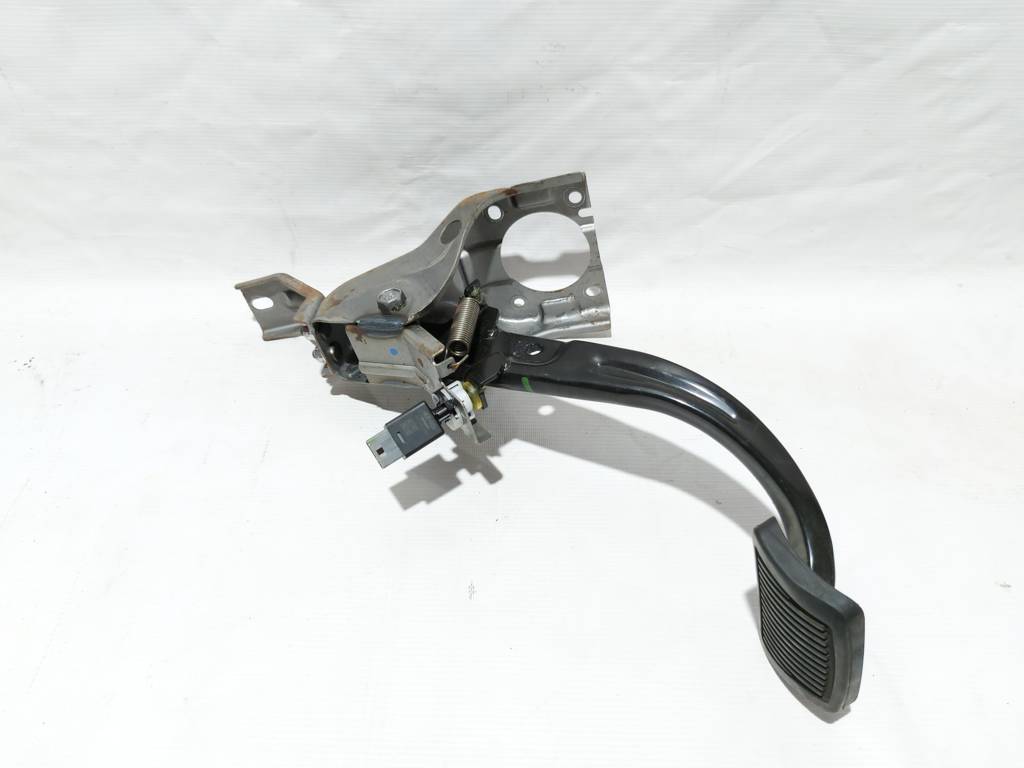 Elantra Педаль гальма Hyundai Elantra 2017-2019 32810F2200 Hyundai Elantra 2