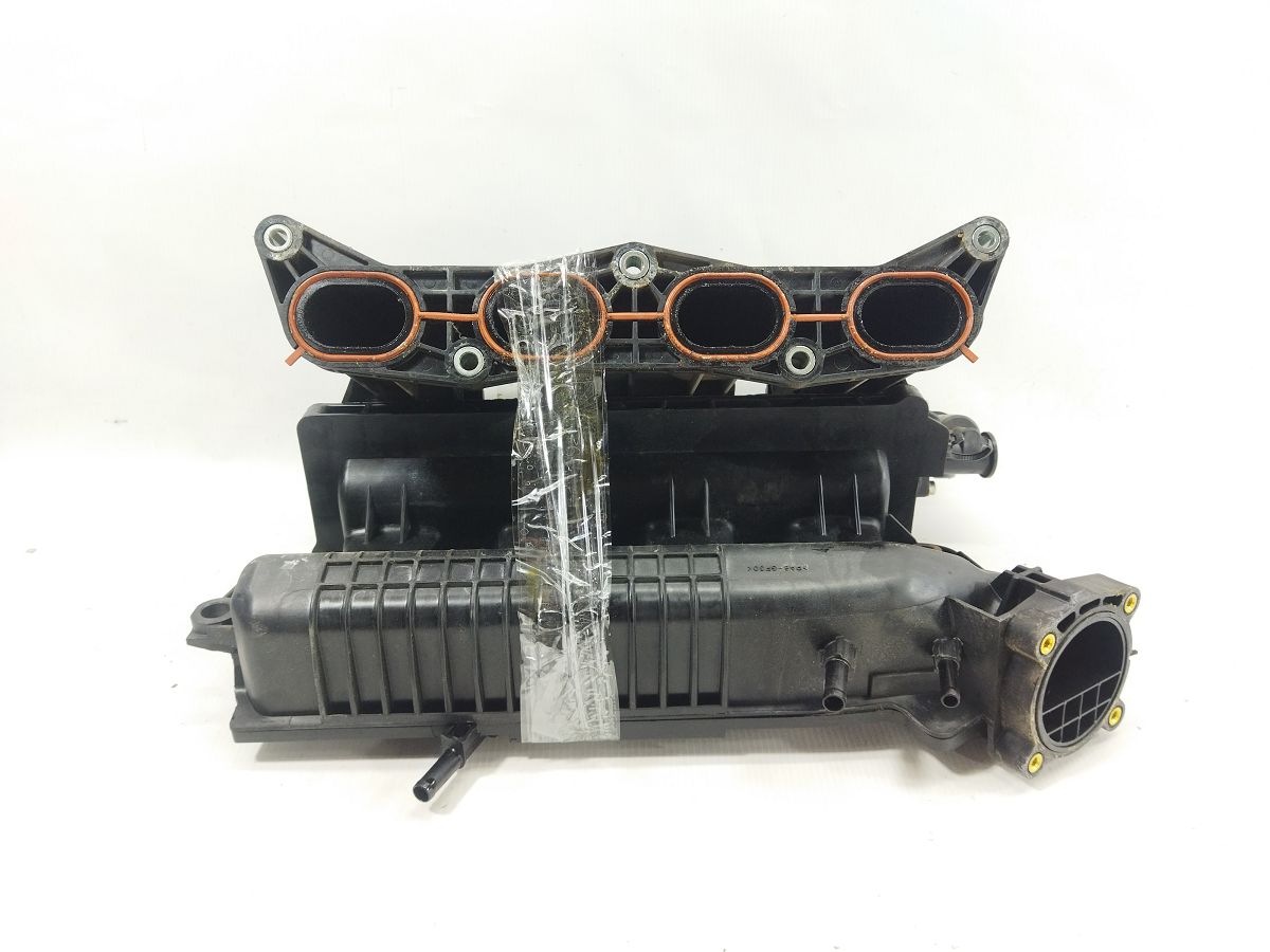 Sentra. Впускний колектор Nissan Sentra 2013-2019 140013RC6A Nissan Sentra