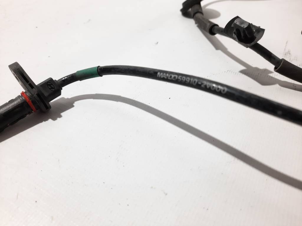 Veloster Датчик ABS колеса заднього лівого Hyundai Veloster 2012-2017 599102V000 Hyundai Veloster 4