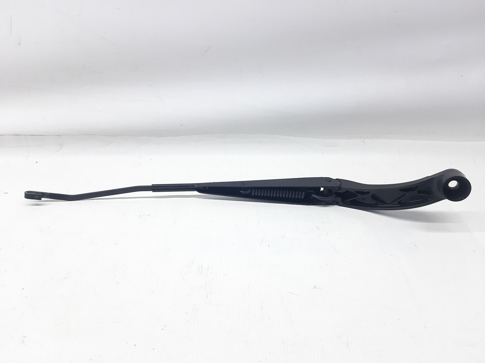 Malibu Рычаг стеклоочистителя левый Chevrolet Malibu 2016-2021 23353585 Chevrolet Malibu 2