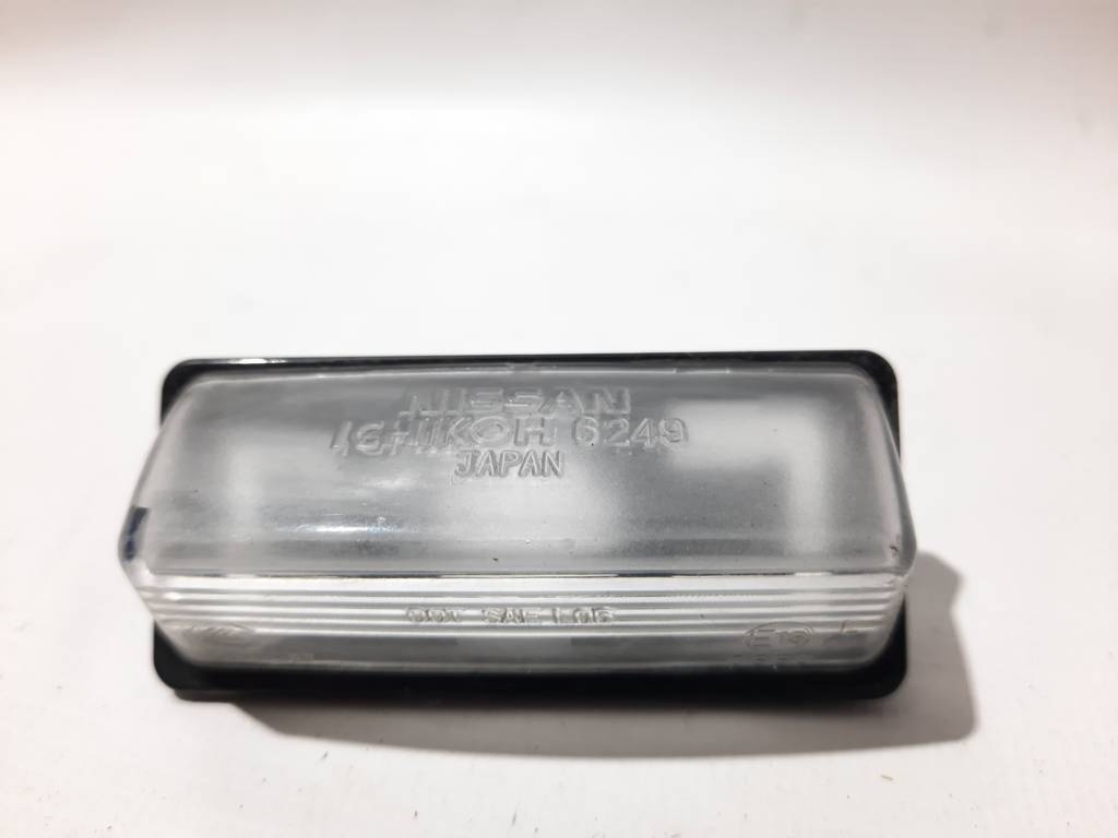 Altima. Фонарь подсветки номера левый/правый Nissan Altima 2008-2020 265108991B Nissan Altima