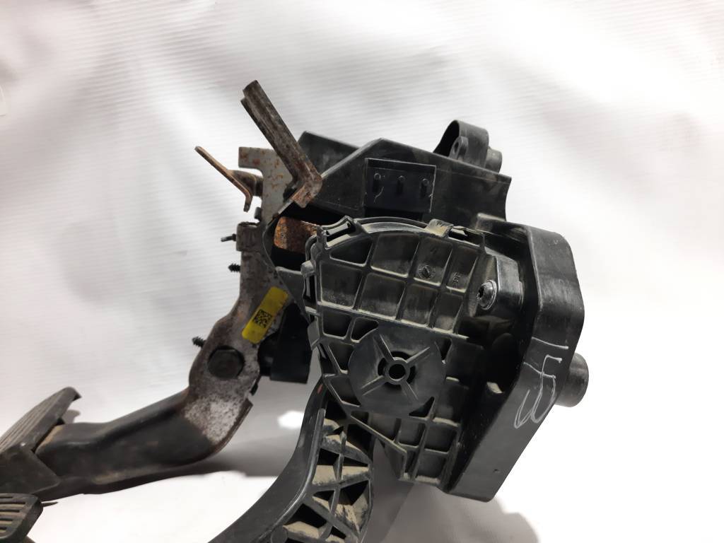 Dart Педаль газа Dodge Dart 2013-2017 4581697AA Dodge Dart 26