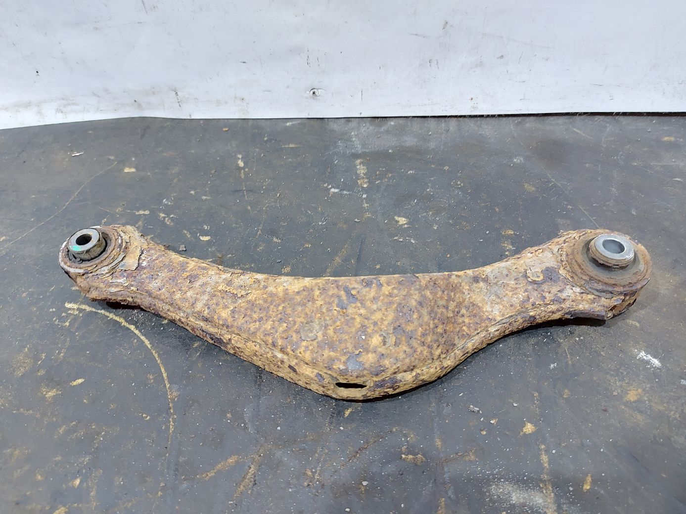 Malibu Важіль задньої підвіски лівий верхній Chevrolet Malibu 2013-2015 20900531 Chevrolet Malibu 2