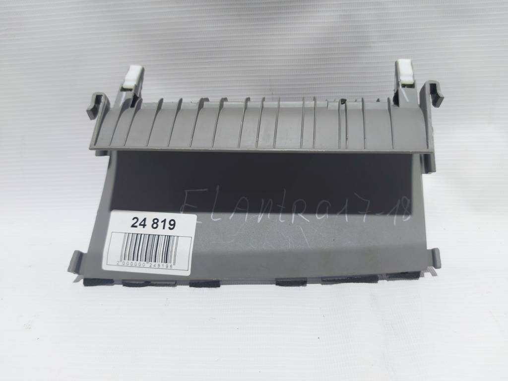 Elantra. Накладка торпеди ліва Hyundai Elantra 2017-2018 84735F3000PKG Hyundai Elantra