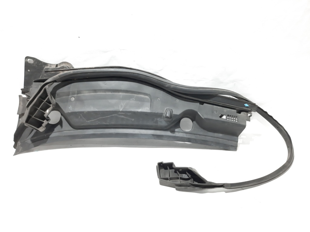 3. Повітропровід під лобове скло лівий Mazda 3 2014-2018 BHN9507S0 Mazda 3