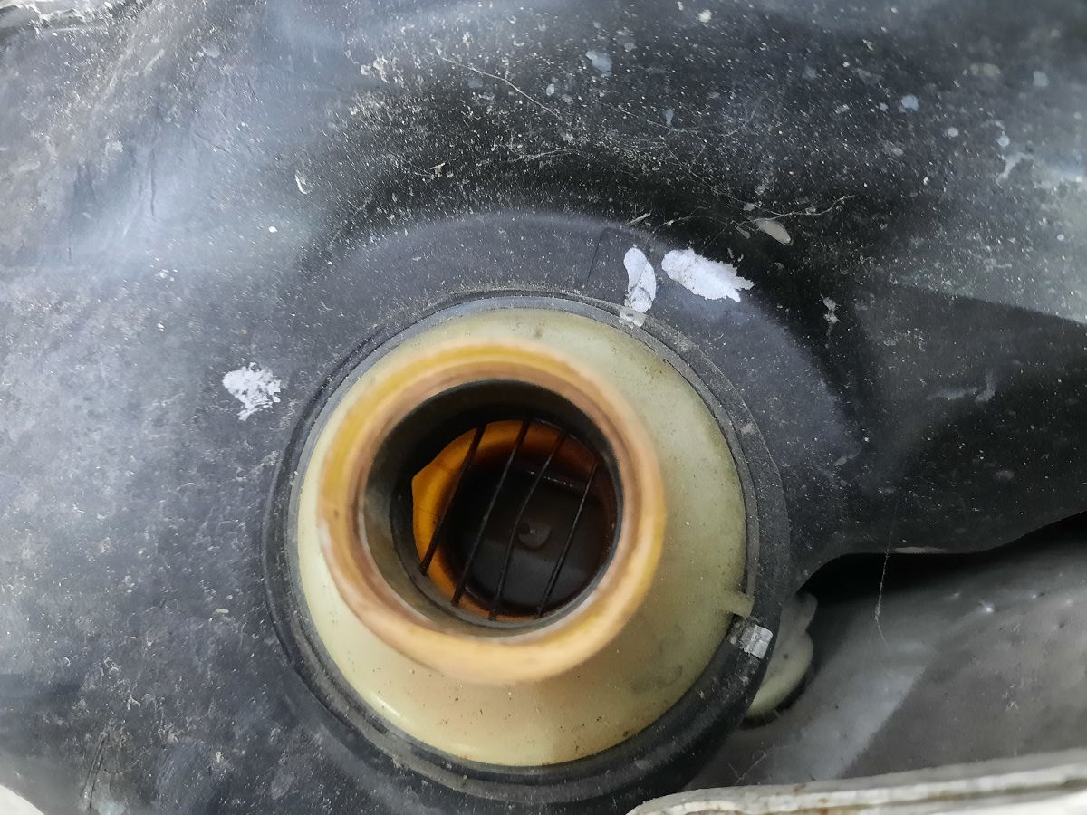 Charger Бензобак Dodge Charger 2011-2014 68102695AI Dodge Charger 8