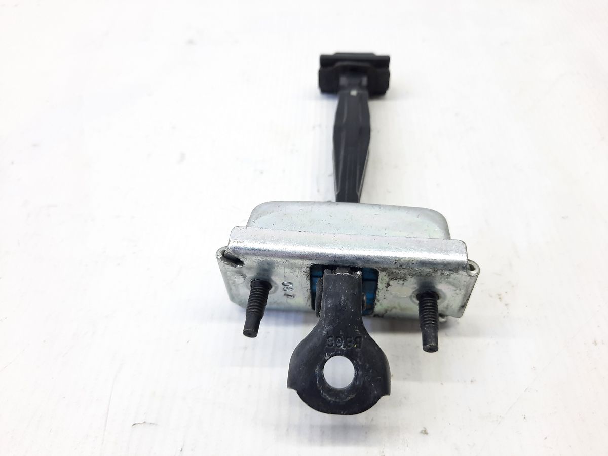 Impala Обмежувач двері задньої лівої Chevrolet Impala 2014-2020 84075361 Chevrolet Impala 3