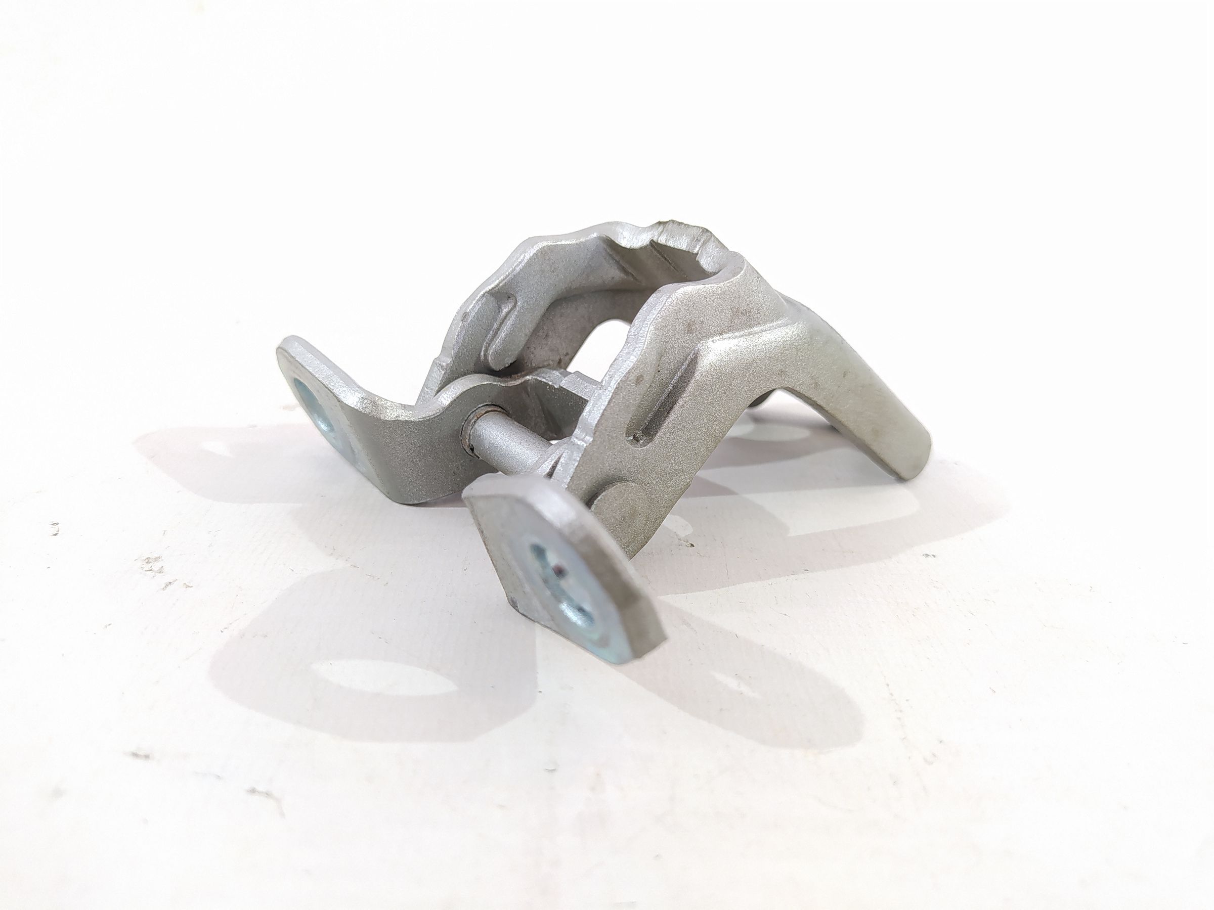 Versa note. Петля двері передньої лівої нижня Nissan Versa Note 2014-2019 824213VA0A Nissan Versa Note Versa note. Петля двері передньої лівої нижня Nissan Versa Note 2014-2019 824213VA0A Nissan Versa Note