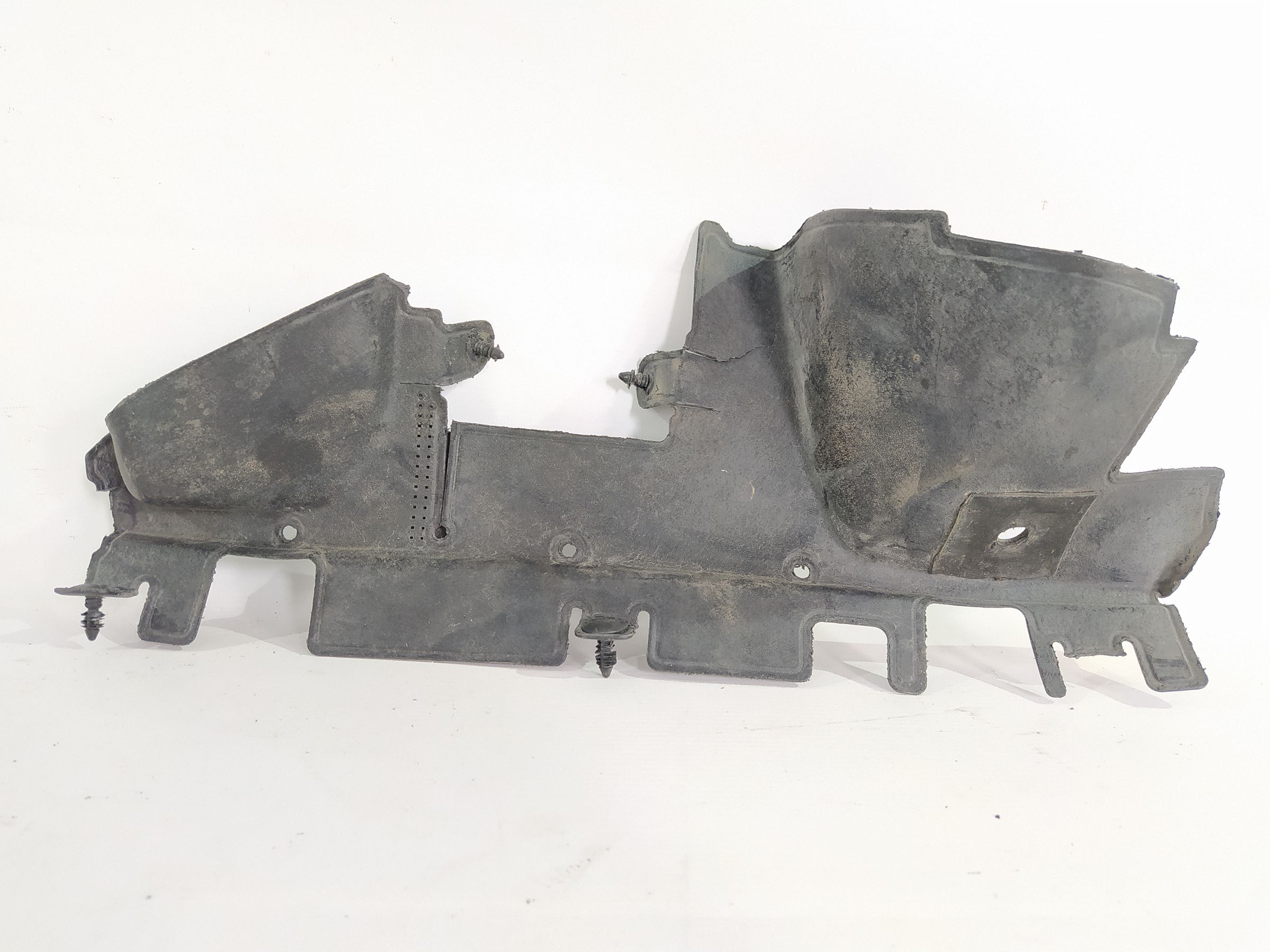 Volt Пыльник радиатора правый Chevrolet Volt 2011-2015 22870271 Chevrolet Volt 7 Volt Пыльник радиатора правый Chevrolet Volt 2011-2015 22870271 Chevrolet Volt 7