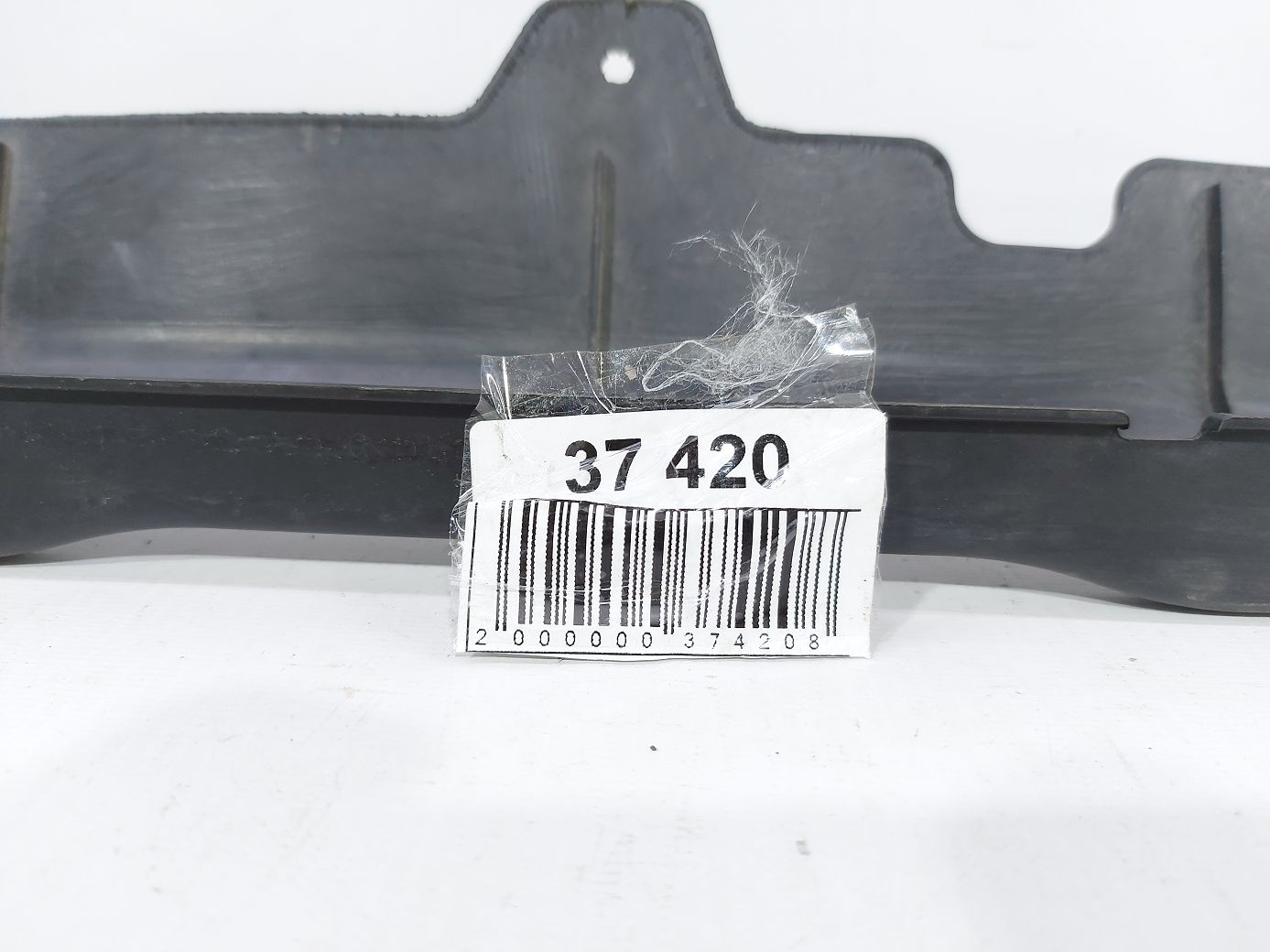 Malibu Накладка водостоку передня Chevrolet Malibu 2018 84752699 Chevrolet Malibu 5