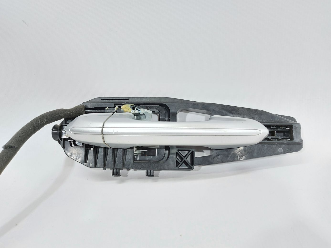 Fusion Ручка наружная двери передней правой Ford Fusion 2013-2020 JS7Z5422404BAPTM Ford Fusion 2