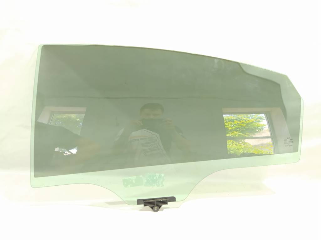 Sonata Скло дверей задньої лівої Hyundai Sonata 2011-2015 834103S010 Hyundai Sonata 18