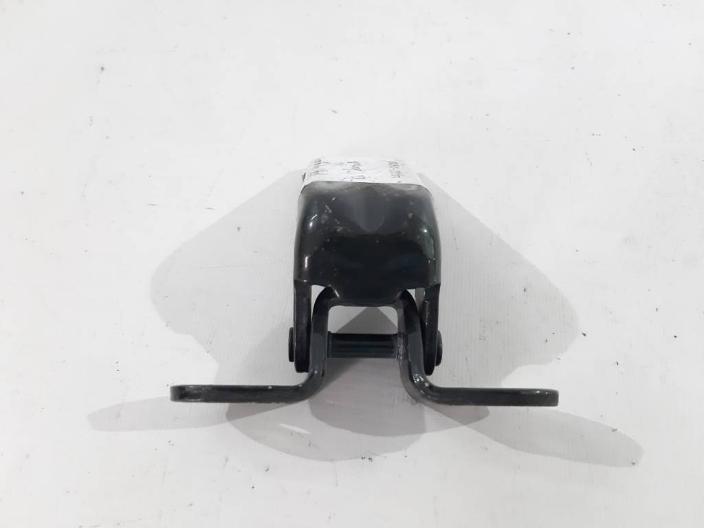 Sorento Петля двери задней левой низ Kia Sorento 2009-2014 793502B020 Kia Sorento 8