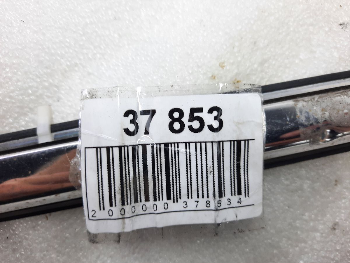 Accord Ущільнювальна гумка скла задньої правої (хром) зовнішня Honda Accord 2015-2017 72910T2AA01 Honda Accord 11 Accord Ущільнювальна гумка скла задньої правої (хром) зовнішня Honda Accord 2015-2017 72910T2AA01 Honda Accord 11