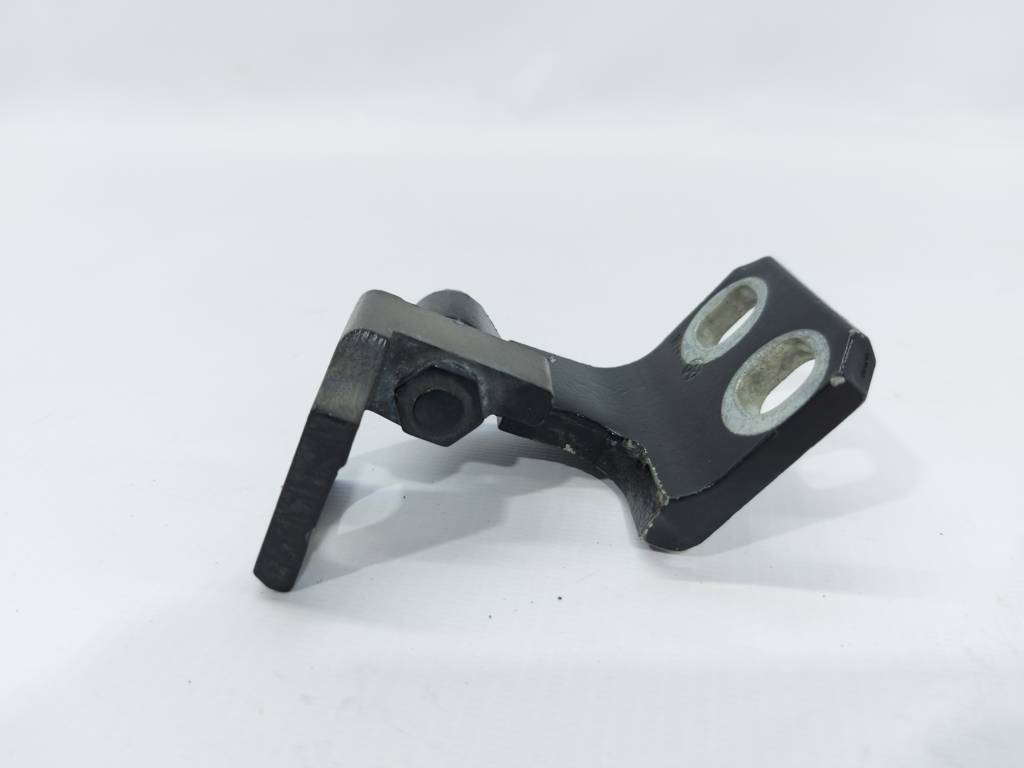 Dart Петля дверей задньої/передньої лівої верхня Dodge Dart 2013-2019 68082433AE Dodge Dart 14