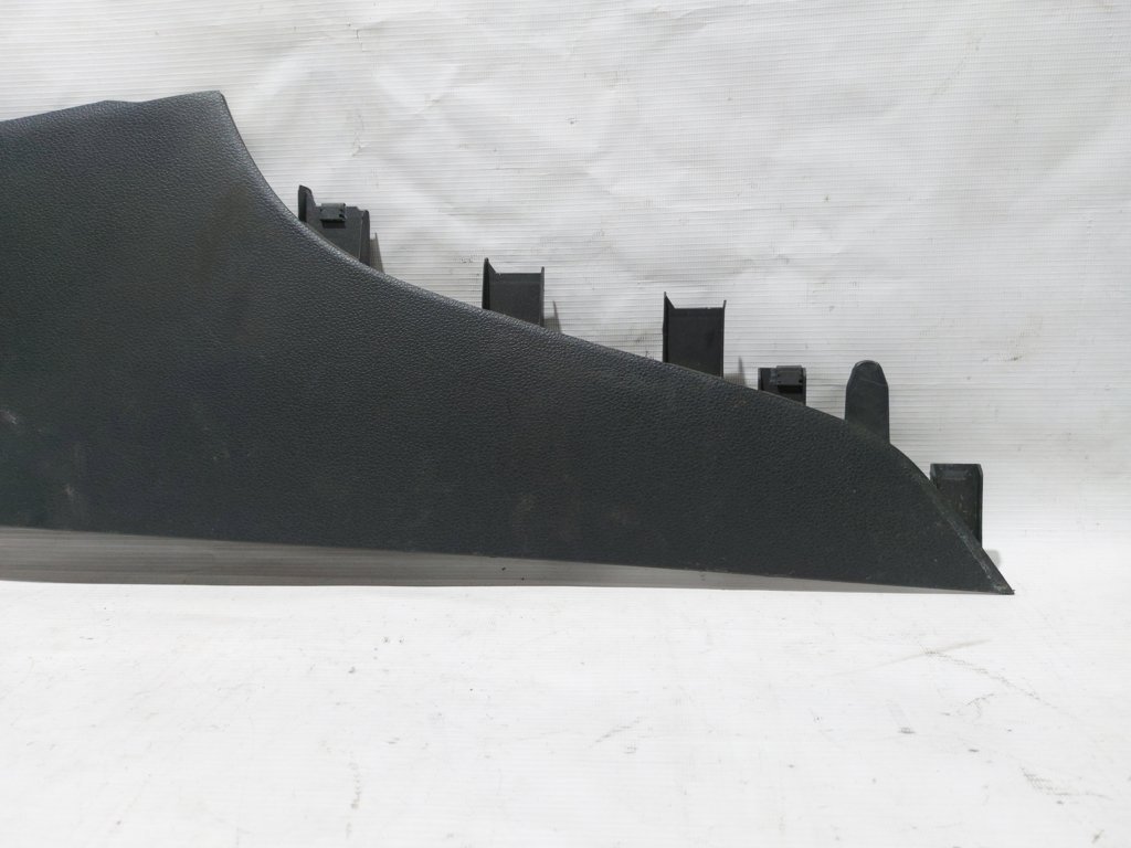 Passat s Обшивка центральної консолі ліва Volkswagen Passat S 2012-2020 561863045A82V Volkswagen Passat S 13