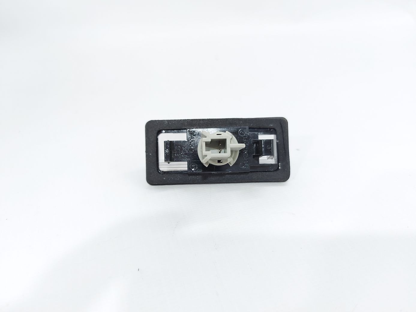 Altima Ліхтар підсвічування номера Nissan Altima 2013-2017 265109Y00A Nissan Altima 12