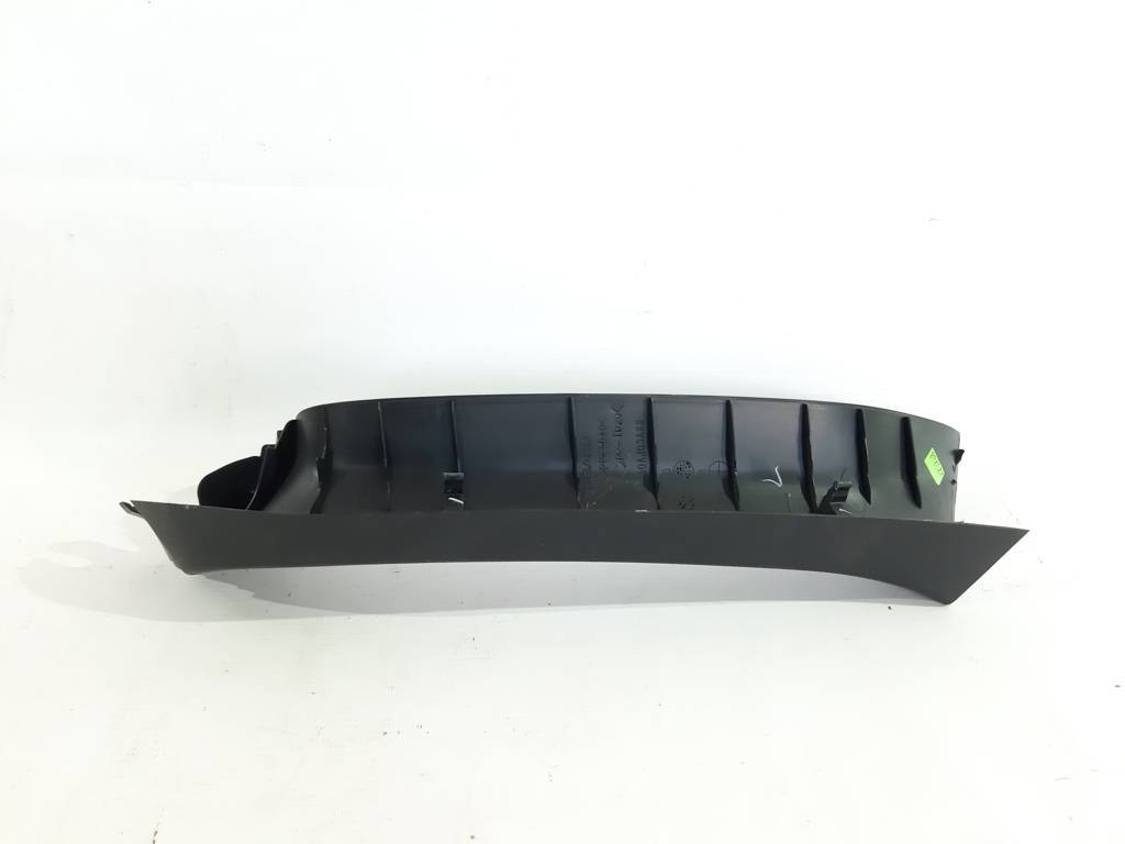 Outback Обшивка крышки багажника левая Subaru Outback 2010-2014 94330AJ03AVH Subaru Outback 2