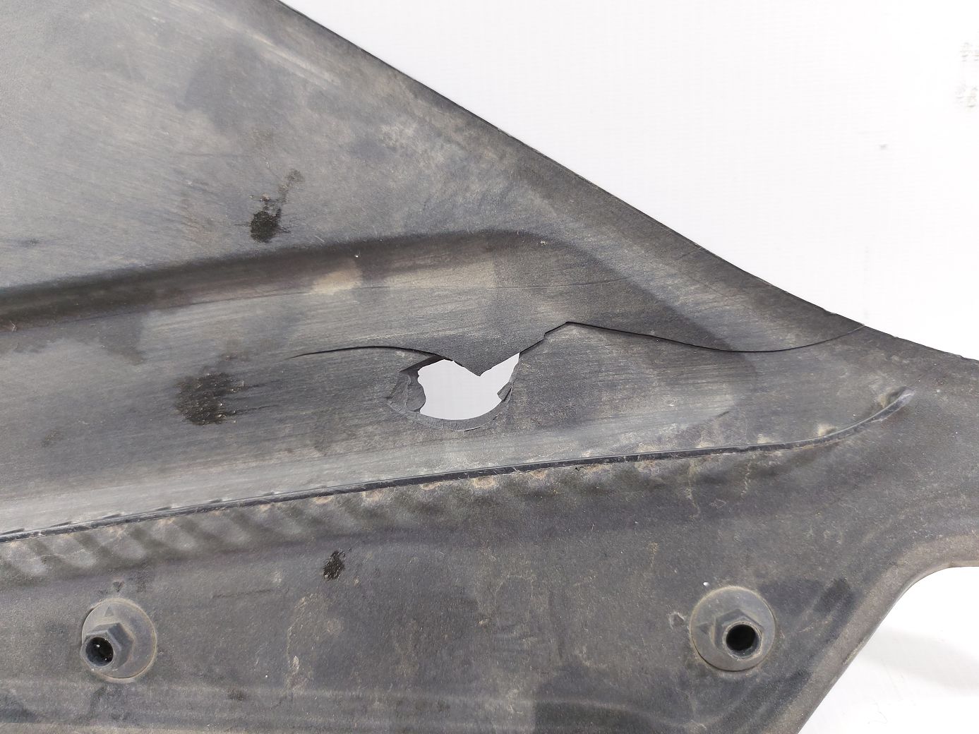 328i xdrive Щиток под лобовое стекло левый BMW 328i xDrive 2012-2016 51717405638 BMW 328i xDrive 4