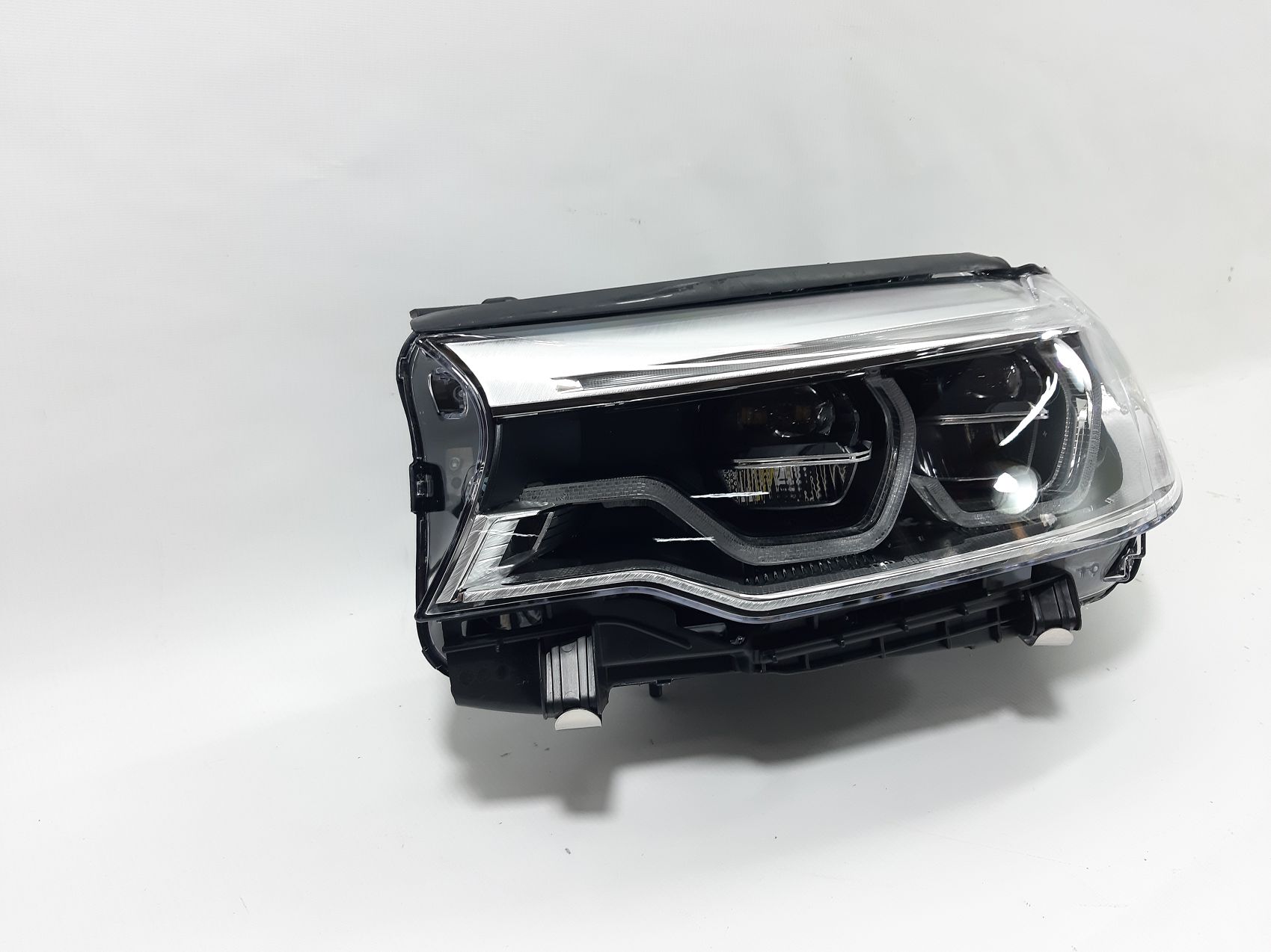 Фары головного света Фара передняя левая adaptive LED BMW 5 2017-2020 63117214961 BMW 5 2