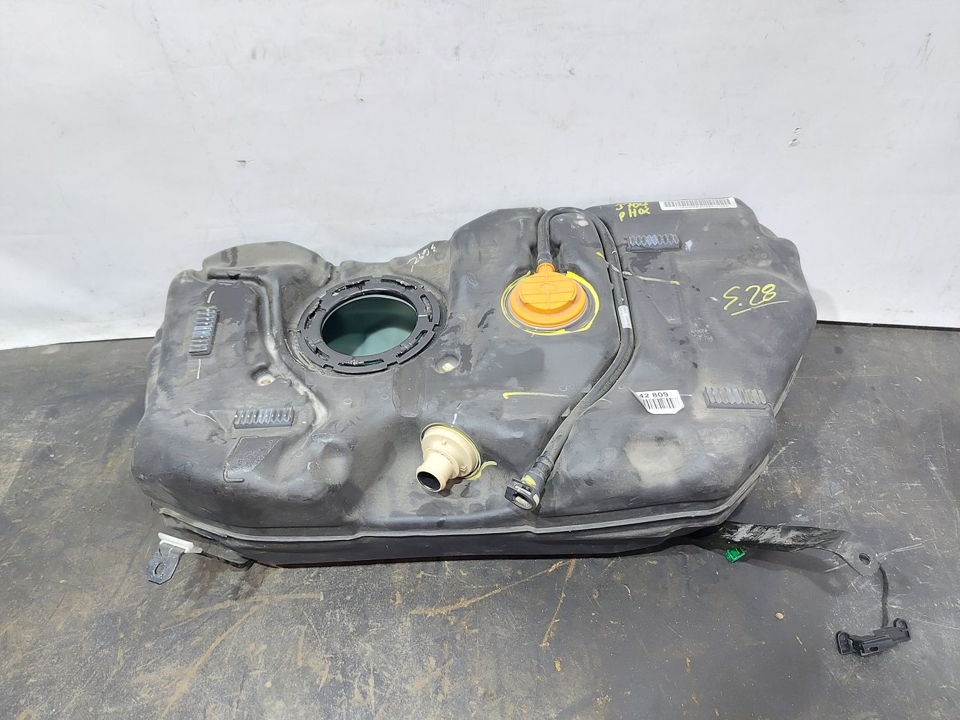 Fiesta Топливный бак Ford Fiesta 2013-2019 AE8Z9002D Ford Fiesta 1