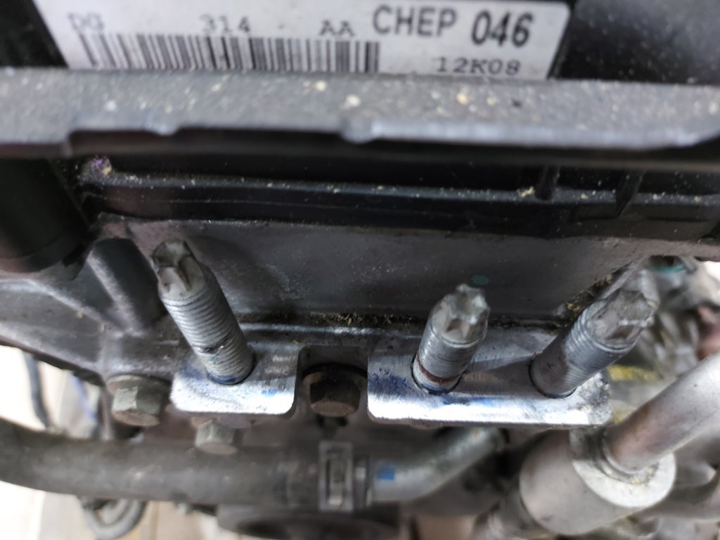 Fusion hybrid Двигун(голий) Ford Fusion Hybrid 2013-2016 DS7Z6006U Ford Fusion Hybrid 10