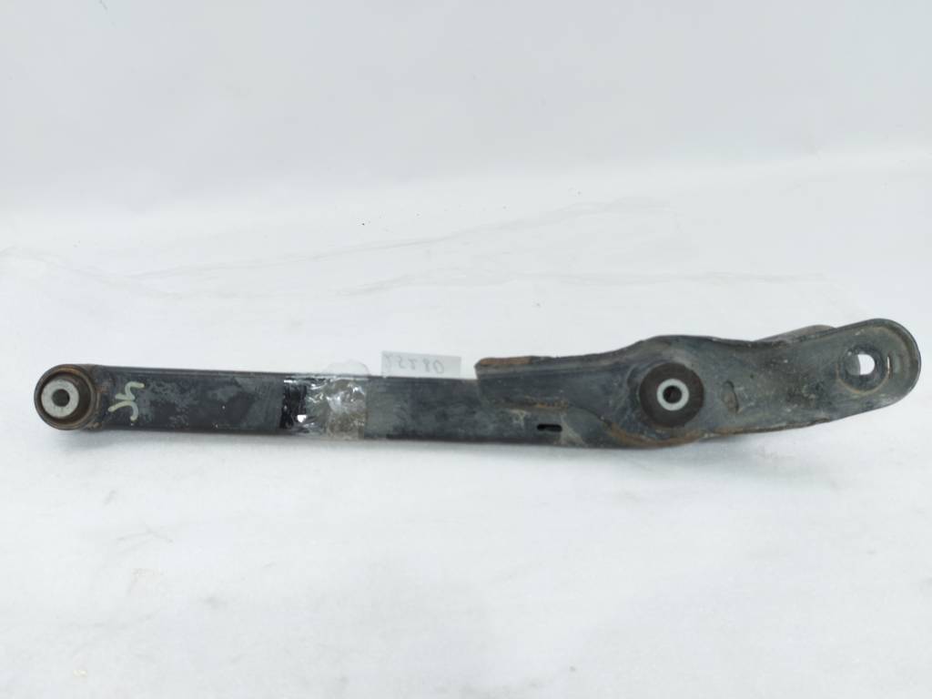 Dart Важіль задній лівий/правий нижній Dodge Dart 2013-2019 68080590AE Dodge Dart 68