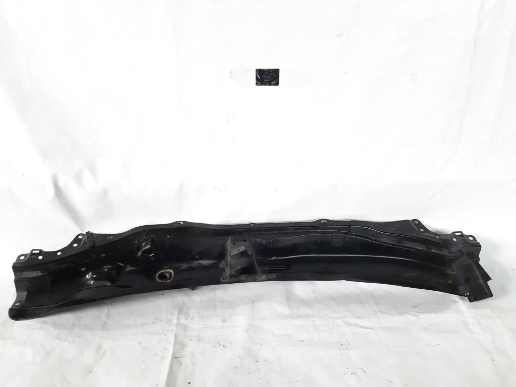 Camry Водосток центральный под лобовое стекло Toyota Camry 2012-2017 5570206090 Toyota Camry 2