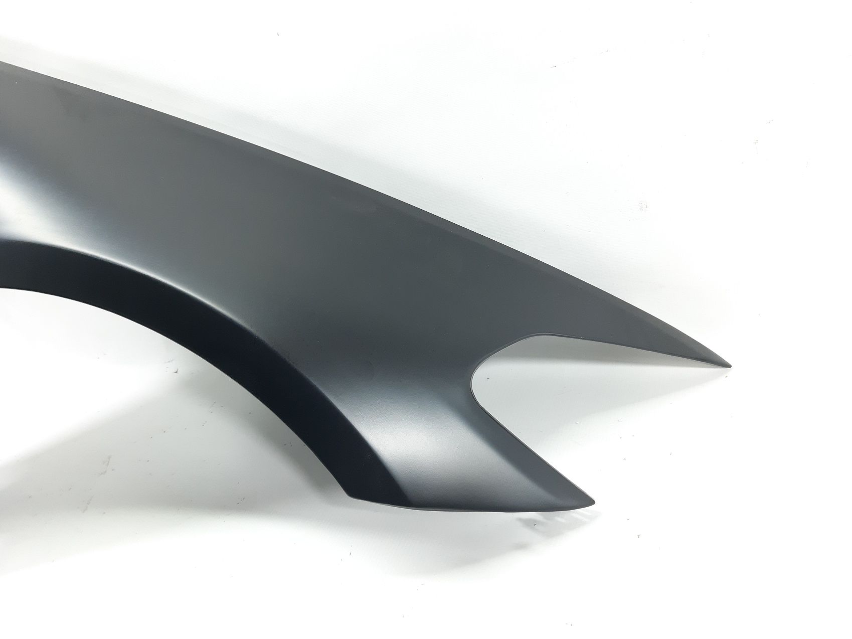 Крила Крило праве BMW 5 2017-2023 41007443688 BMW 5 3