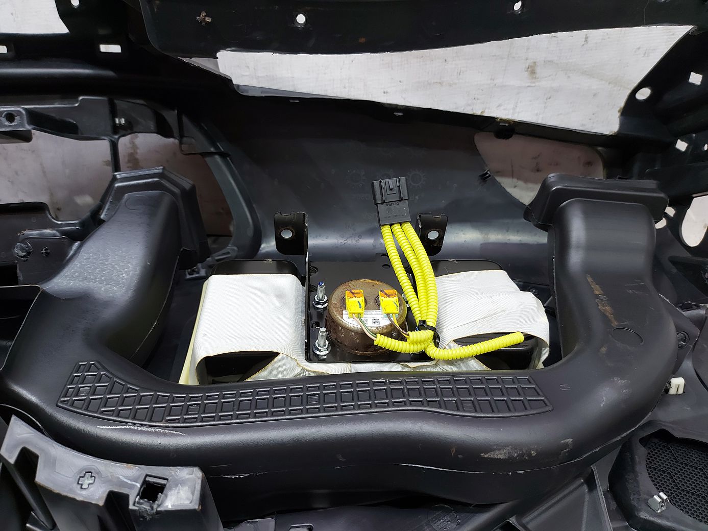 Dart Торпеда стрельнувшая Dodge Dart 2013-2019 1SV12DX9AH Dodge Dart 7
