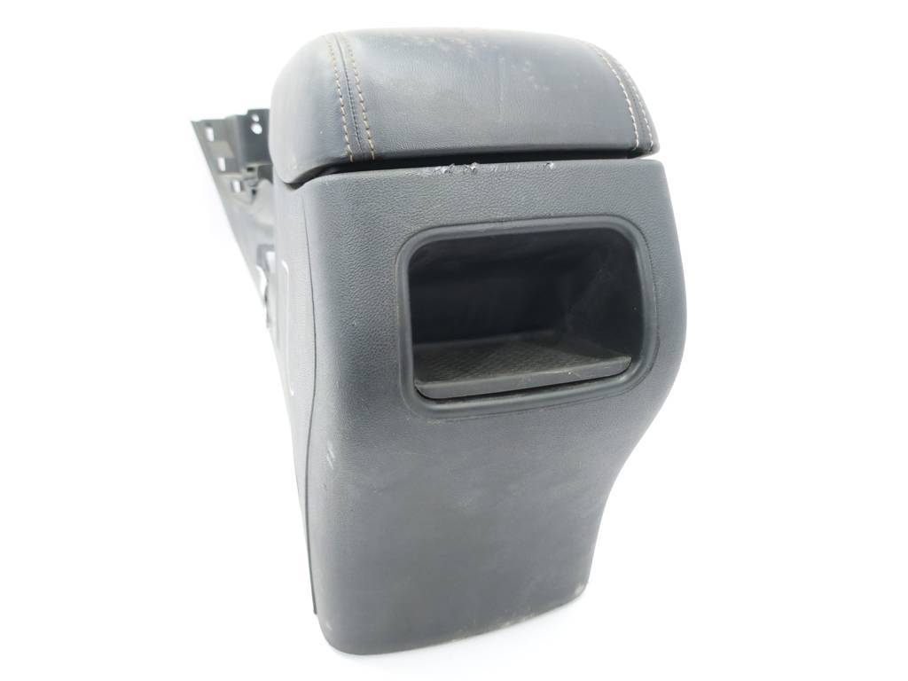 Dart Центральна консоль Dodge Dart 2014-2016 1YZ07DX9AC Dodge Dart 40