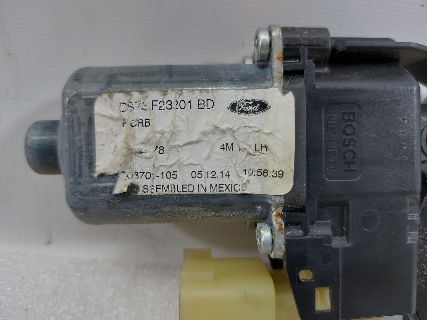 Fusion Моторчик стеклоподъемника переднего левого Ford Fusion 2013-2020 DS7Z7823395B Ford Fusion 2