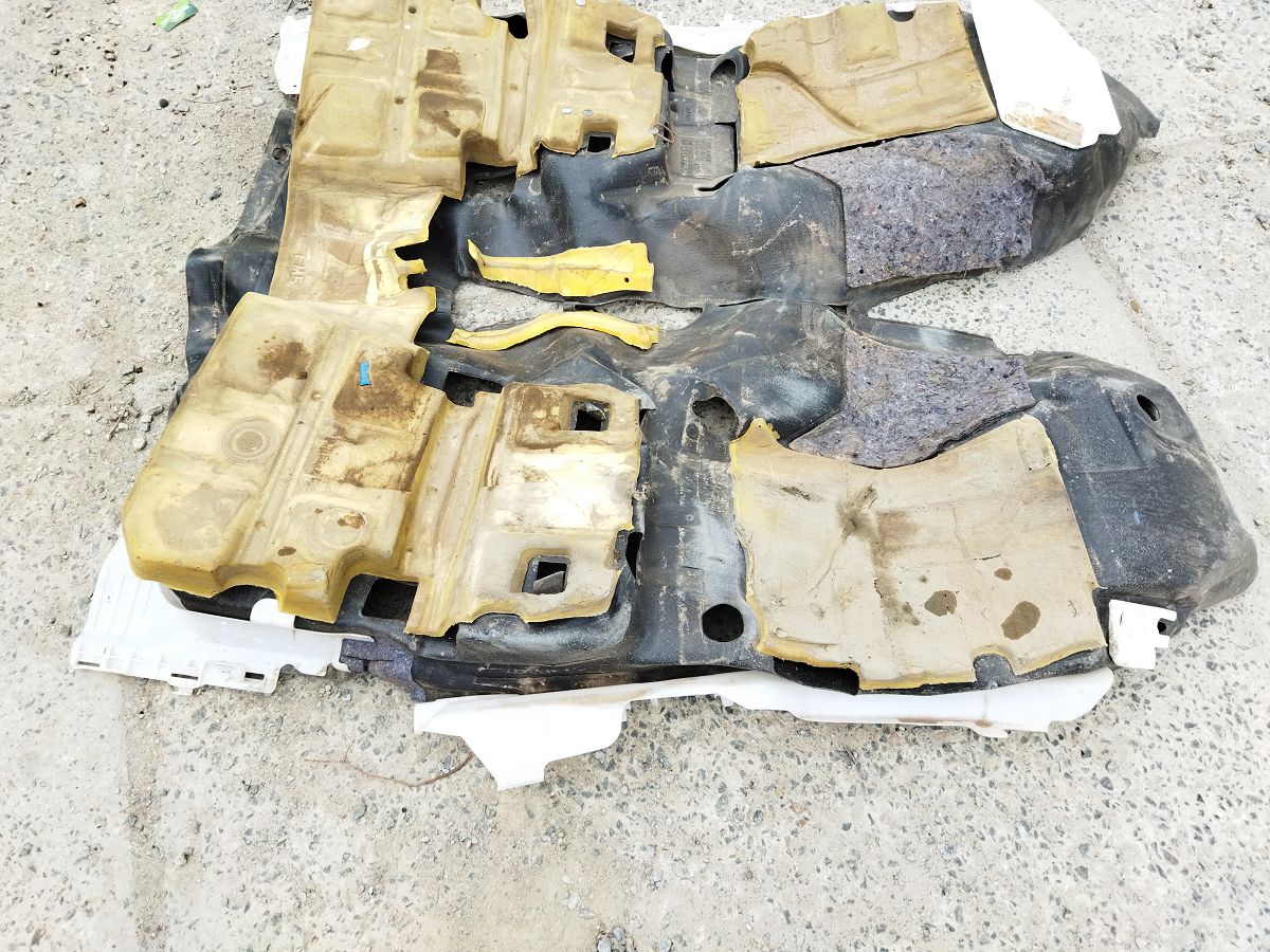 Forester Покрытие пола Subaru Forester 2014-2018 950011SG201 Subaru Forester 6