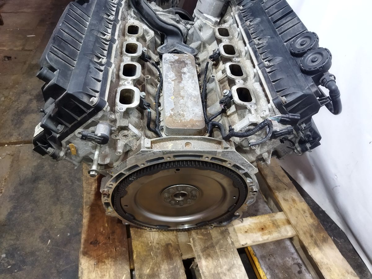 Xf Двигун (без навісного обладнання) 5L V8 (без компресора, атмосферний) Jaguar XF 2010-2012 C2D49712 Jaguar XF 7