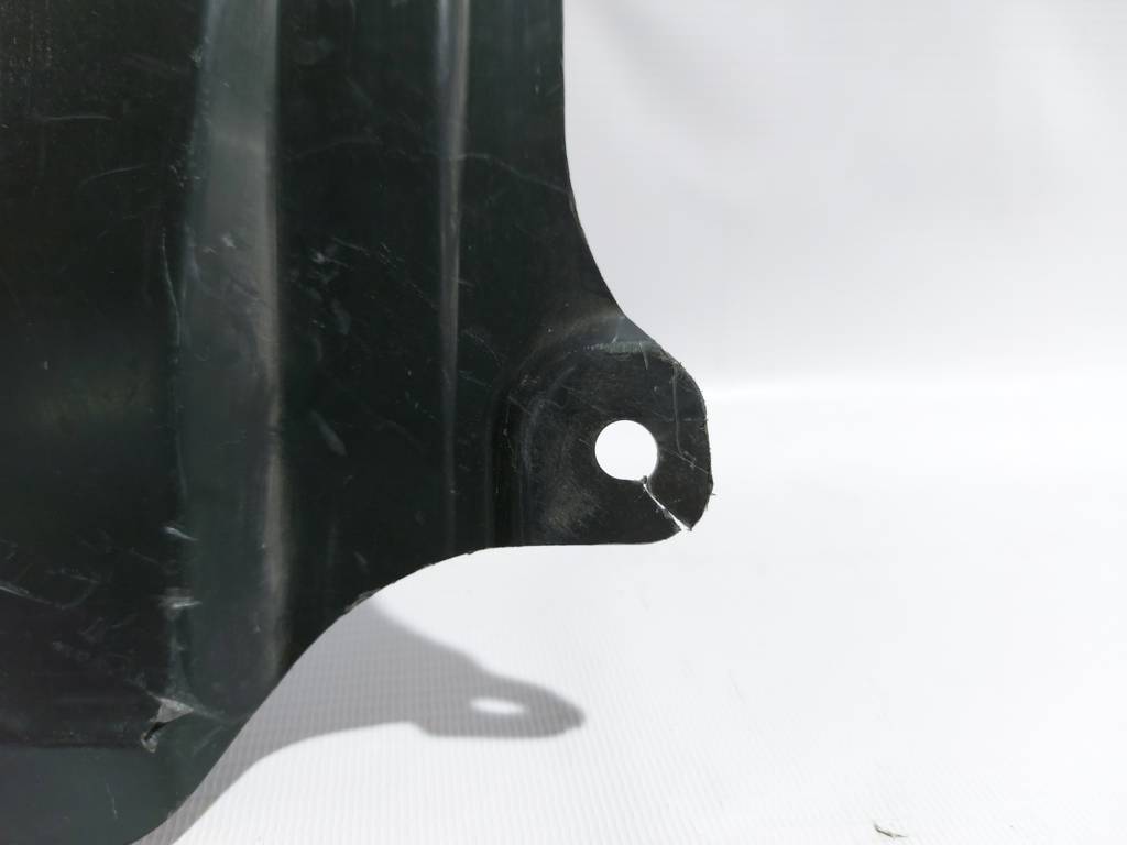 3 Пильовик двигуна бічний лівий Mazda 3 2014-2018 BJS756342 Mazda 3 4