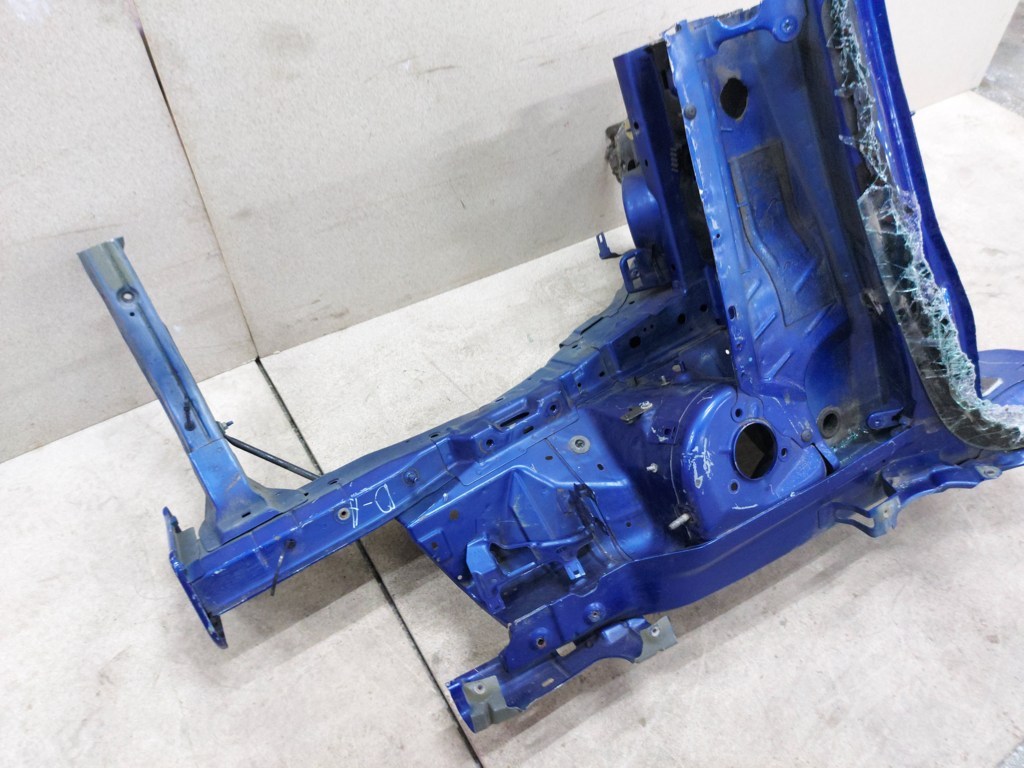 Avenger Чверть передня ліва Dodge Avenger 2009-2014 5076553AI Dodge Avenger 7