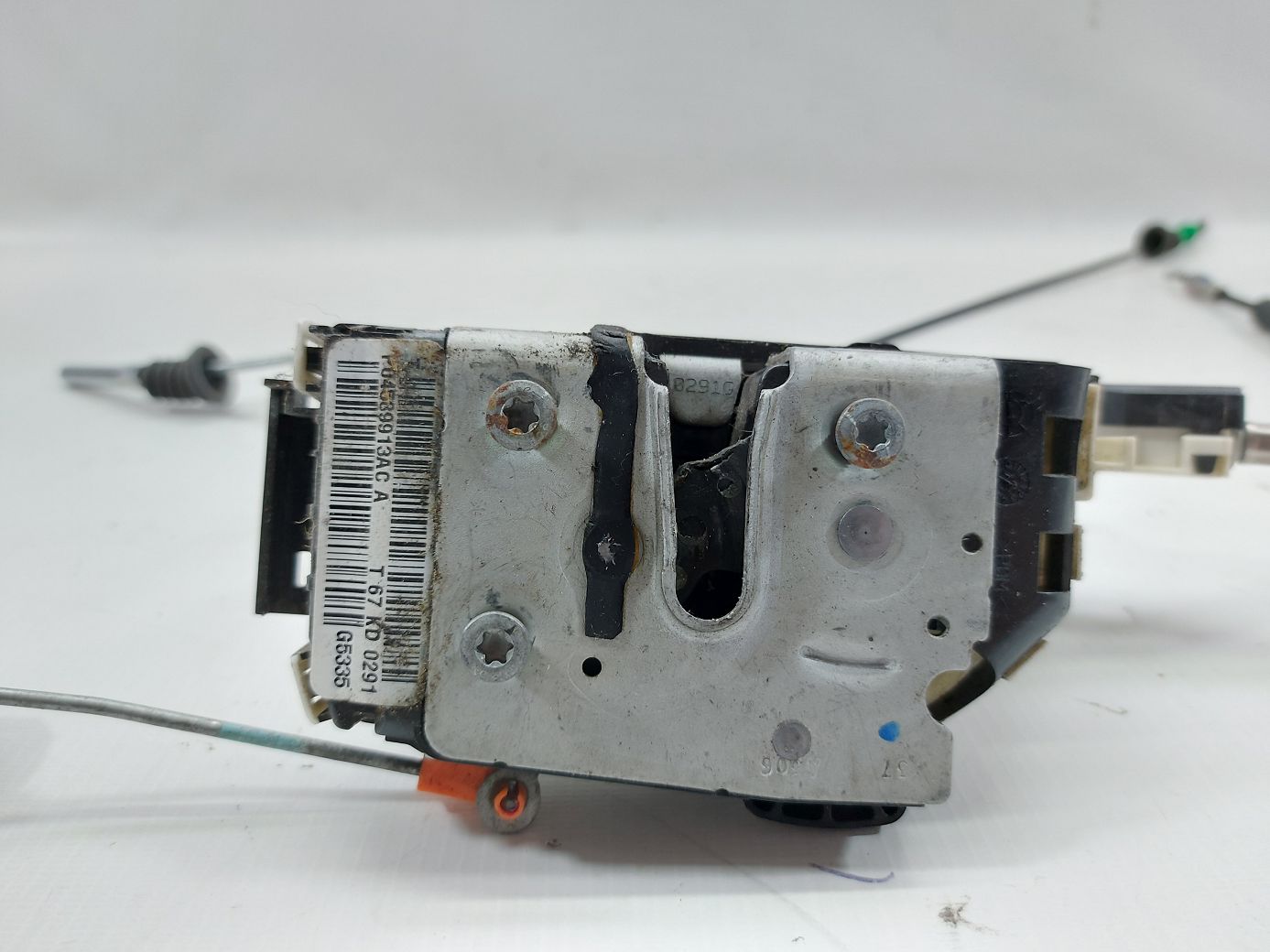 Journey Замок двери передней левой (поломан) Dodge Journey 2009 4589421AE Dodge Journey 2