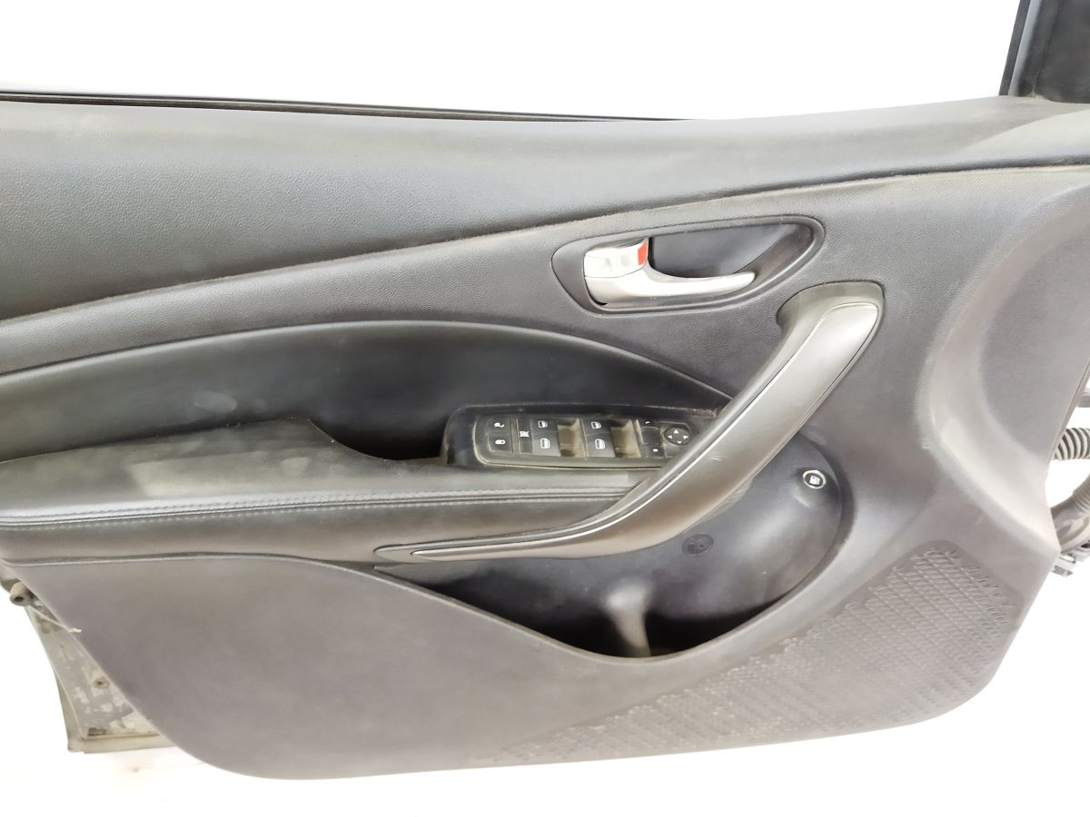 Dart Дверь передняя левая Dodge Dart 2012-2016 68158725AD Dodge Dart 21