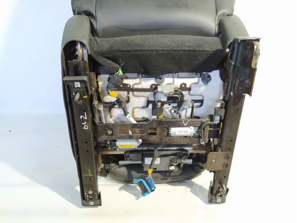 Dart Сидіння переднє ліве Dodge Dart 2013 68083599AA Dodge Dart 15