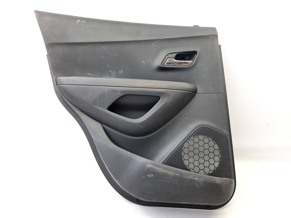 Trax. Карта двери задней левой Chevrolet Trax 2015-2016 95353781 Chevrolet Trax