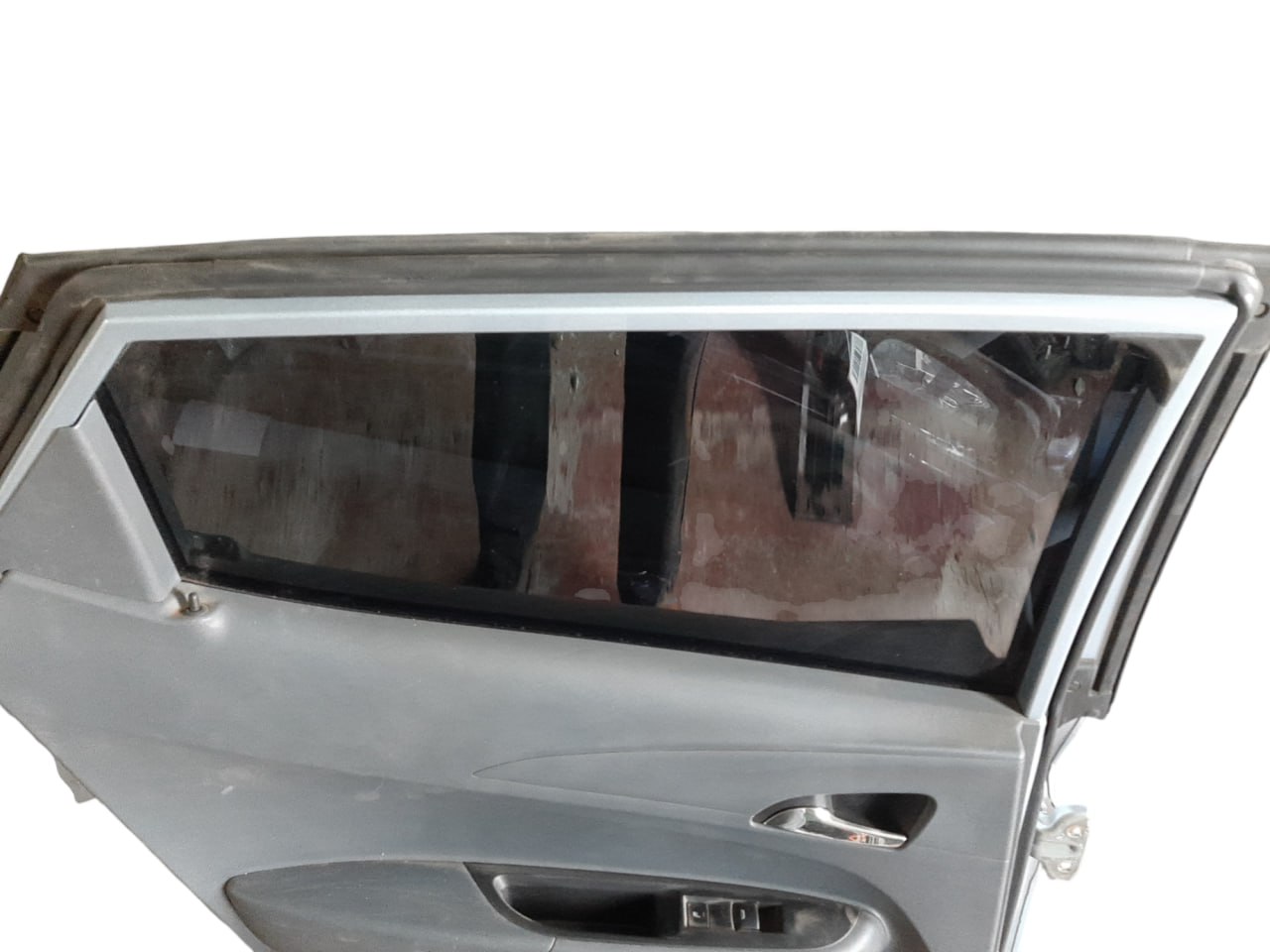 Bolt Дверь задняя левая (битая)  Chevrolet Bolt EV 2017-2021 42679302 Chevrolet Bolt EV 5