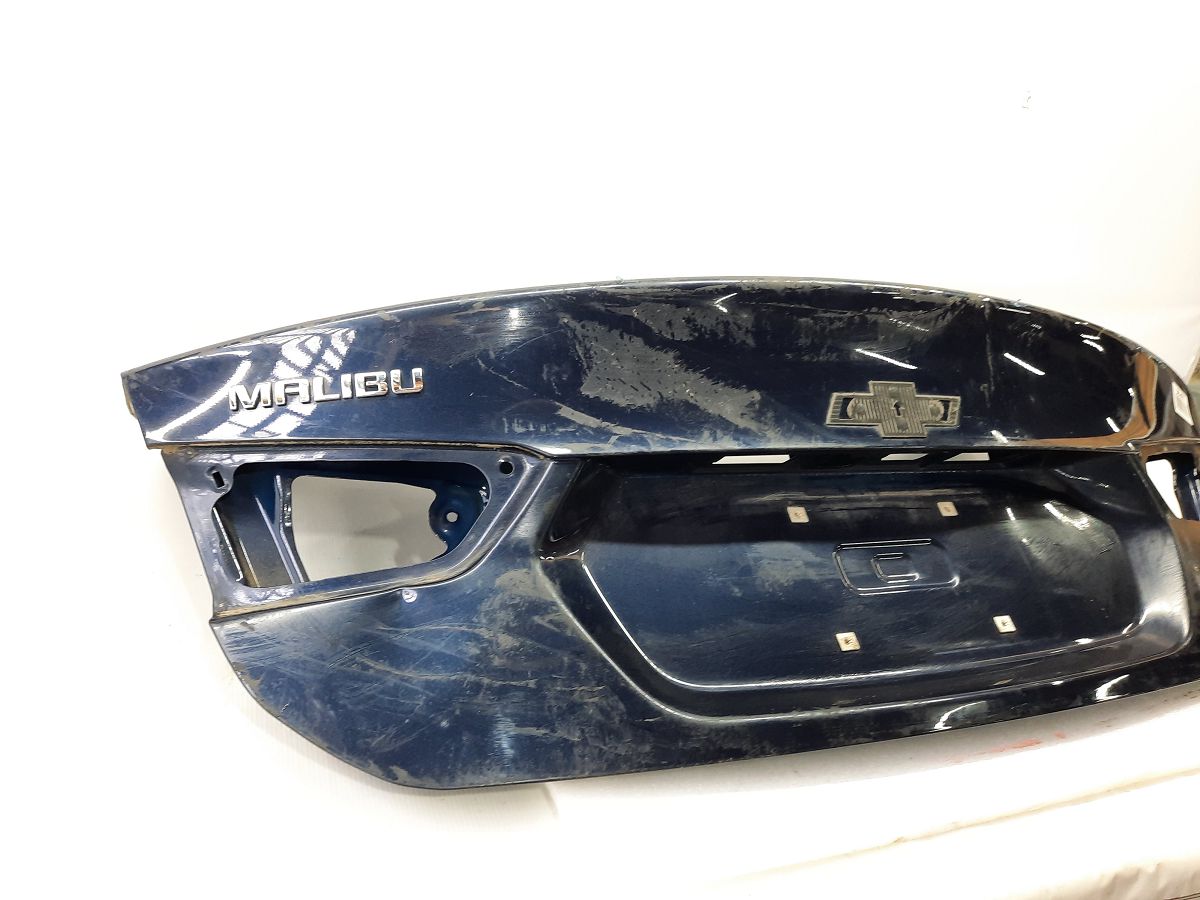 Malibu Кришка багажника Chevrolet Malibu 2016-2021 84075221 Chevrolet Malibu 2