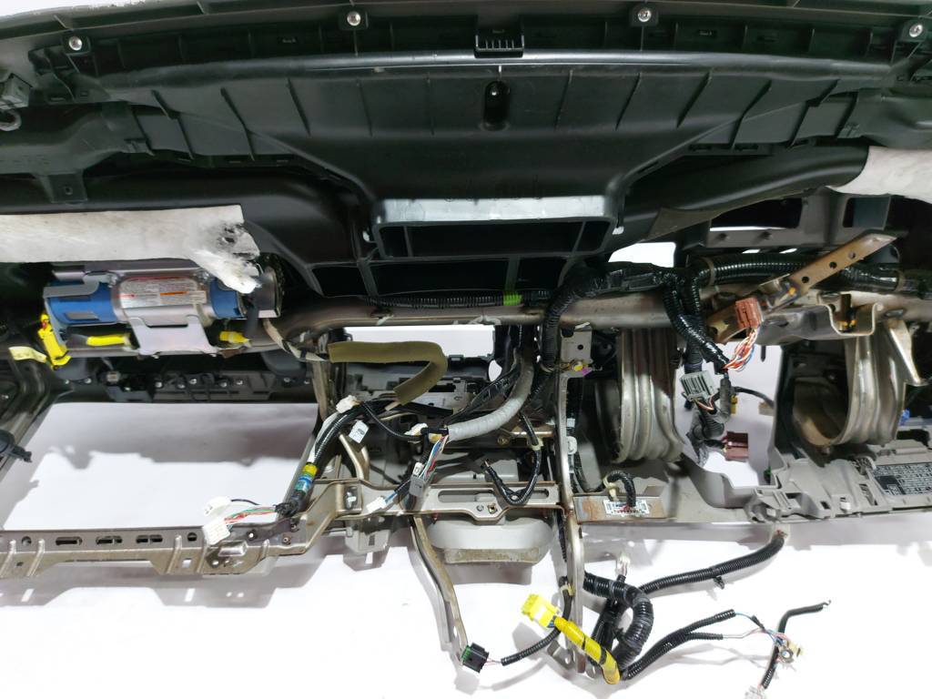 Insight Торпеда Honda Insight 2010 77103TM8A00ZA Honda Insight 37