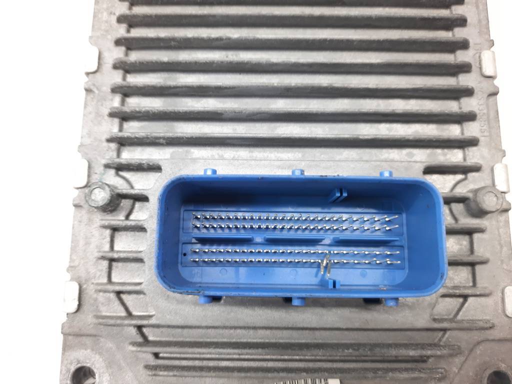 Dart Блок управления ЭБУ Dodge Dart 2015-2016 5150909AD Dodge Dart 9