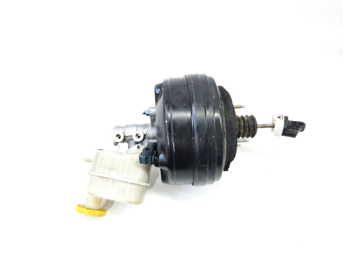 200 limited Головний гальмівний циліндр Chrysler 200 Limited 2014-2018 68211881AE Chrysler 200 Limited 3